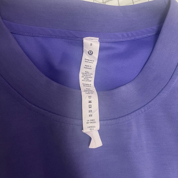 NWT!Lululemon Perfectly Oversized Cropped Crew *Softstreme size 8 - Picture 5 of 7